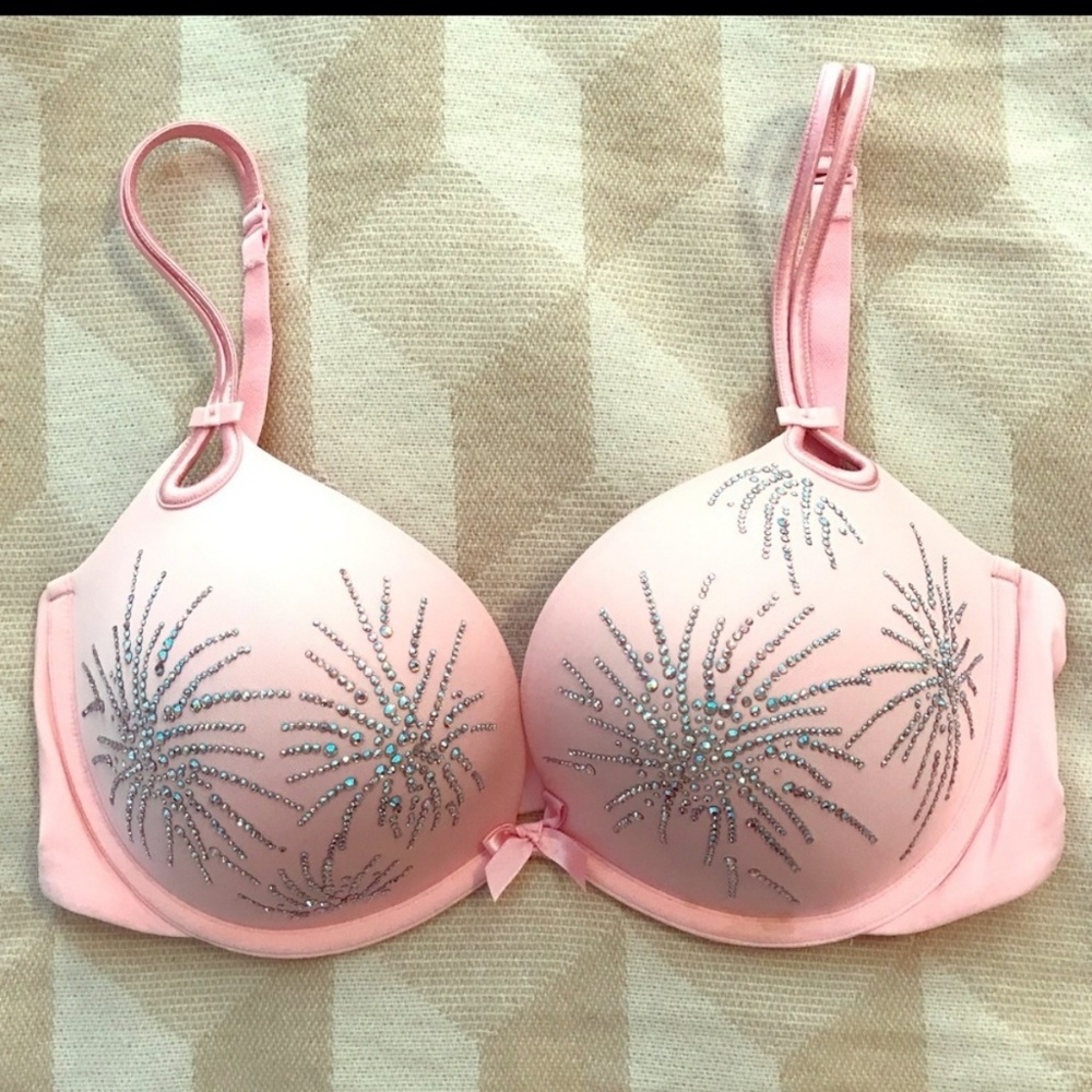 Victoria Secret Blinged Out Bra